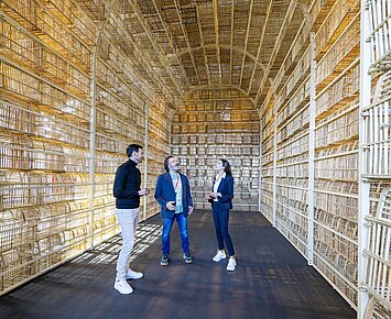 Jenseits der Gitter: Resonanzräume zwischen Freiheit und Verantwortung